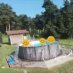 A La Campagne Dans Jolie Maison En Bois. Privatunterkunft Laussonne